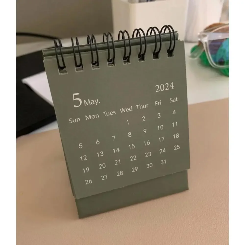 desk calendar